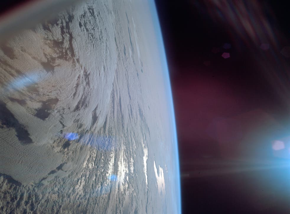 ASTRONAUTA-CAMBIO CLIMÁTICO