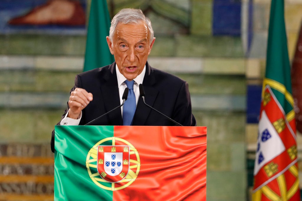 Portugal’s president calls a snap election on Jan. 30