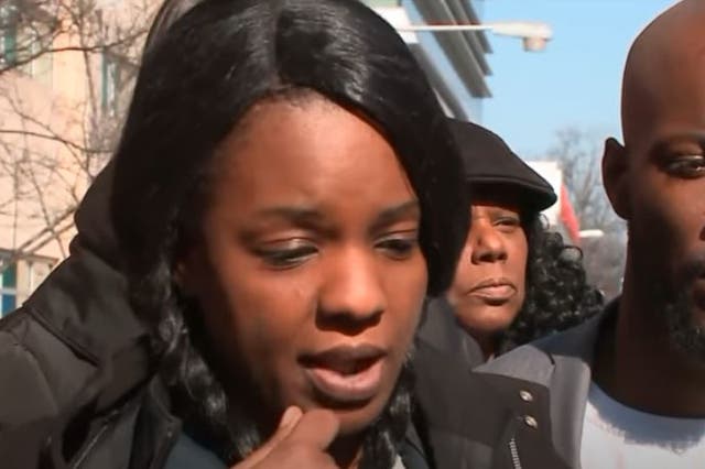 <p>Teirra Black, mother of a 13-year-old boy who attempted to end his life due to racism and eventually two years later succumbed to injuries</p><p>(Courtesy: WGN News)</p>