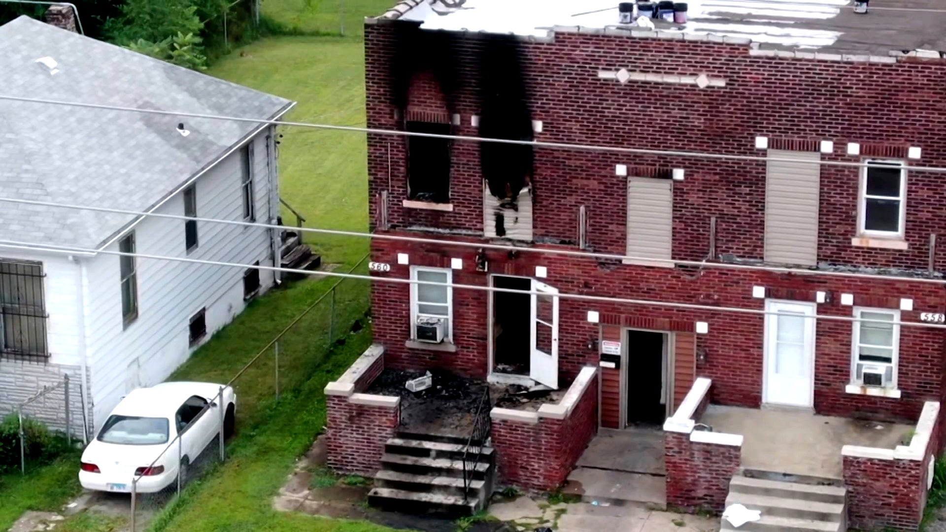 Four of the children died at the scene and one in a hospital in St. Louis