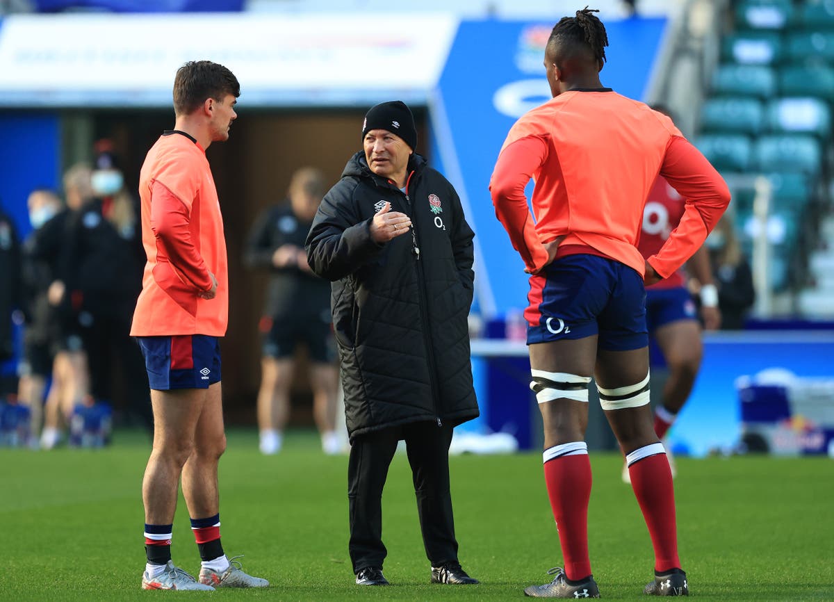 England coach Eddie Jones faces decision at fly-half after Owen Farrell&rsquo;s positive Covid-19 test