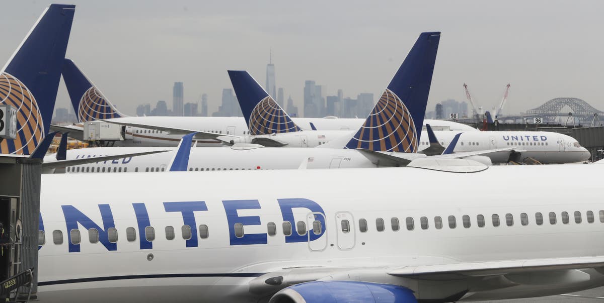 United Airlines to stop flying to 11 US cities