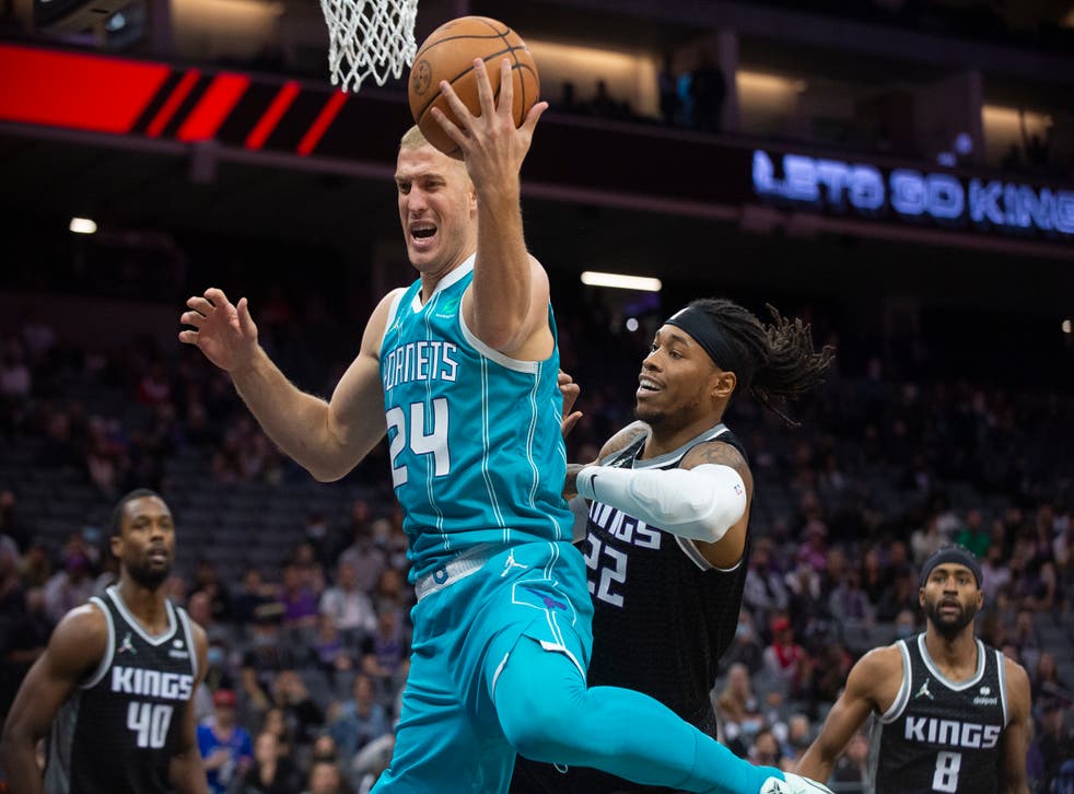 HORNETS-KINGS