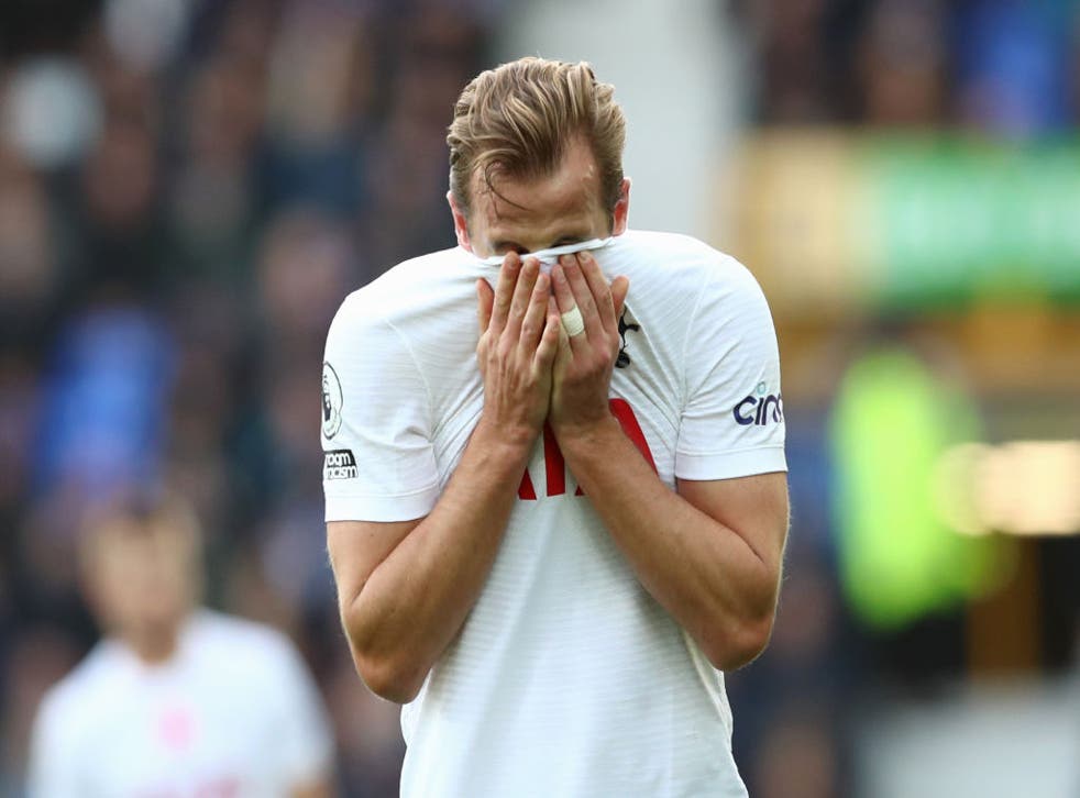 <p>Spurs striker Kane struggled to make an impact on Sunday’s match at Goodison Park </p>