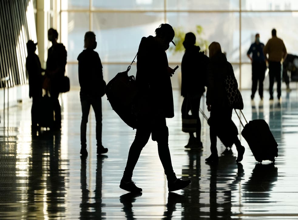 AP EXPLICA: CORONAVIRUS-EEUU-VIAJES