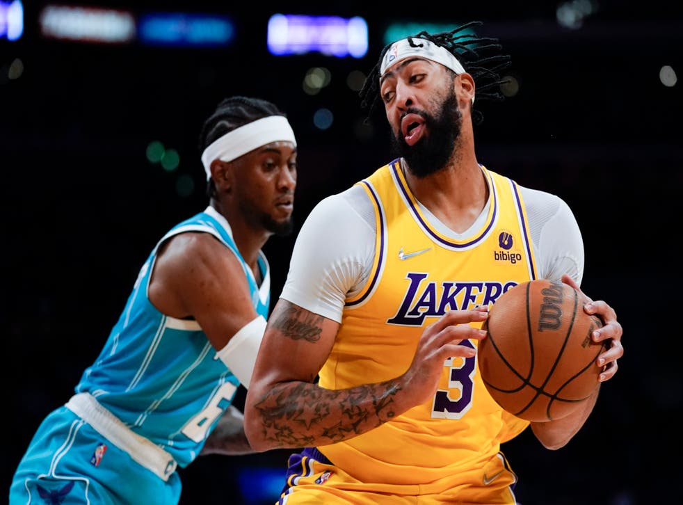 HORNETS-LAKERS