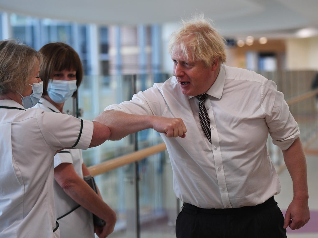 Hospital faces backlash after defending Boris Johnson not wearing mask: ‘Inexcusable’ 