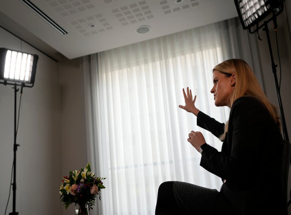 ENTREVISTA AP-FRANCES HAUGEN