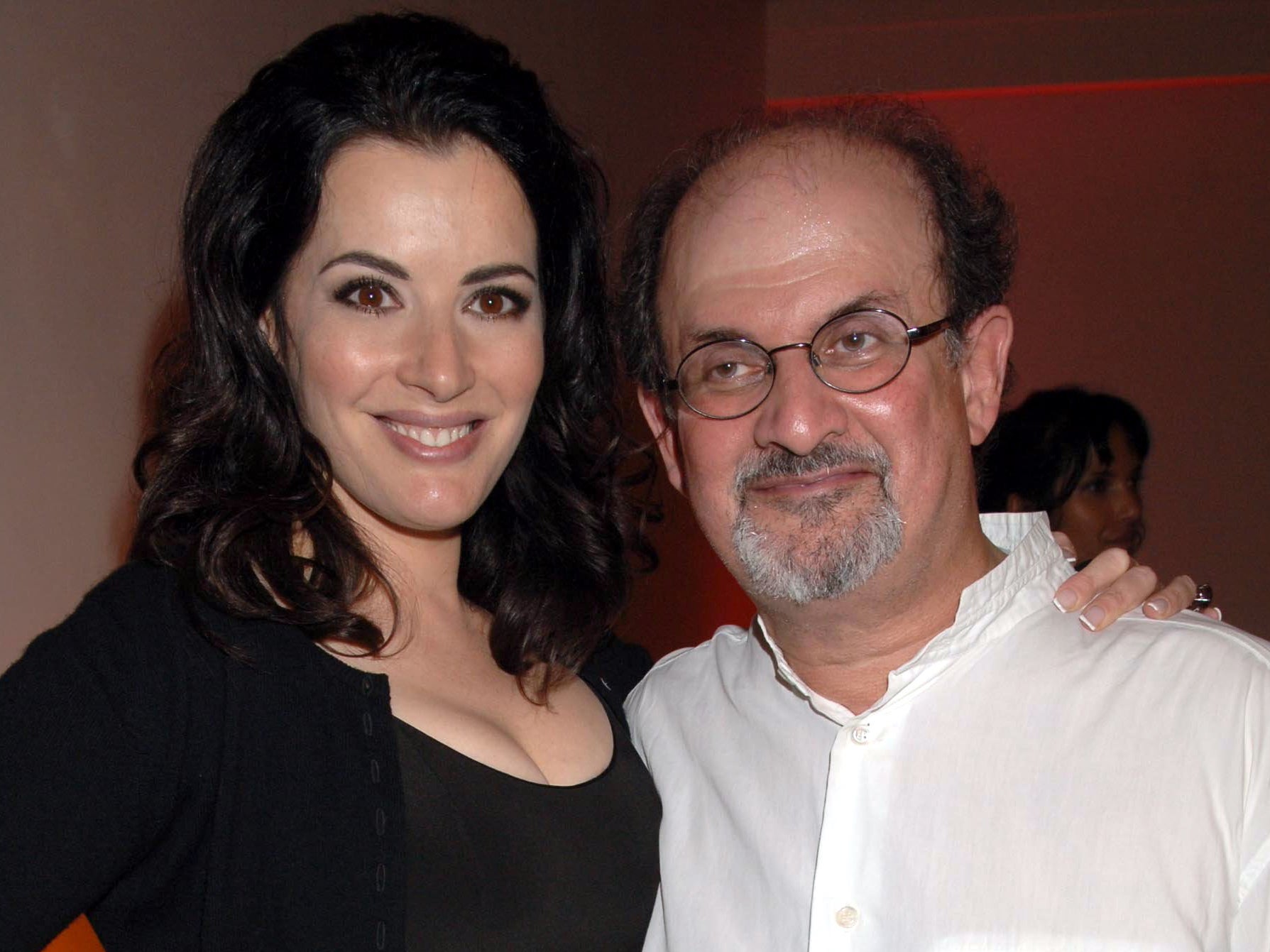 Nigella Lawson and Salman Rushdie in 2005