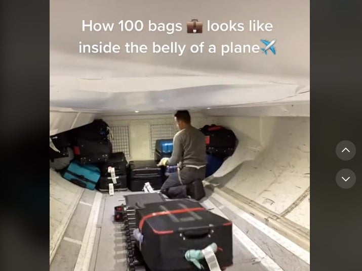 Baggage Handler Shows The Complicated Way Luggage Is Loaded Onto Planes ...