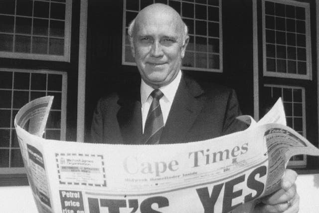 <p>Former South African president, FW de Klerk, poses outside his office in Cape Town, South Africa in 1992</p>