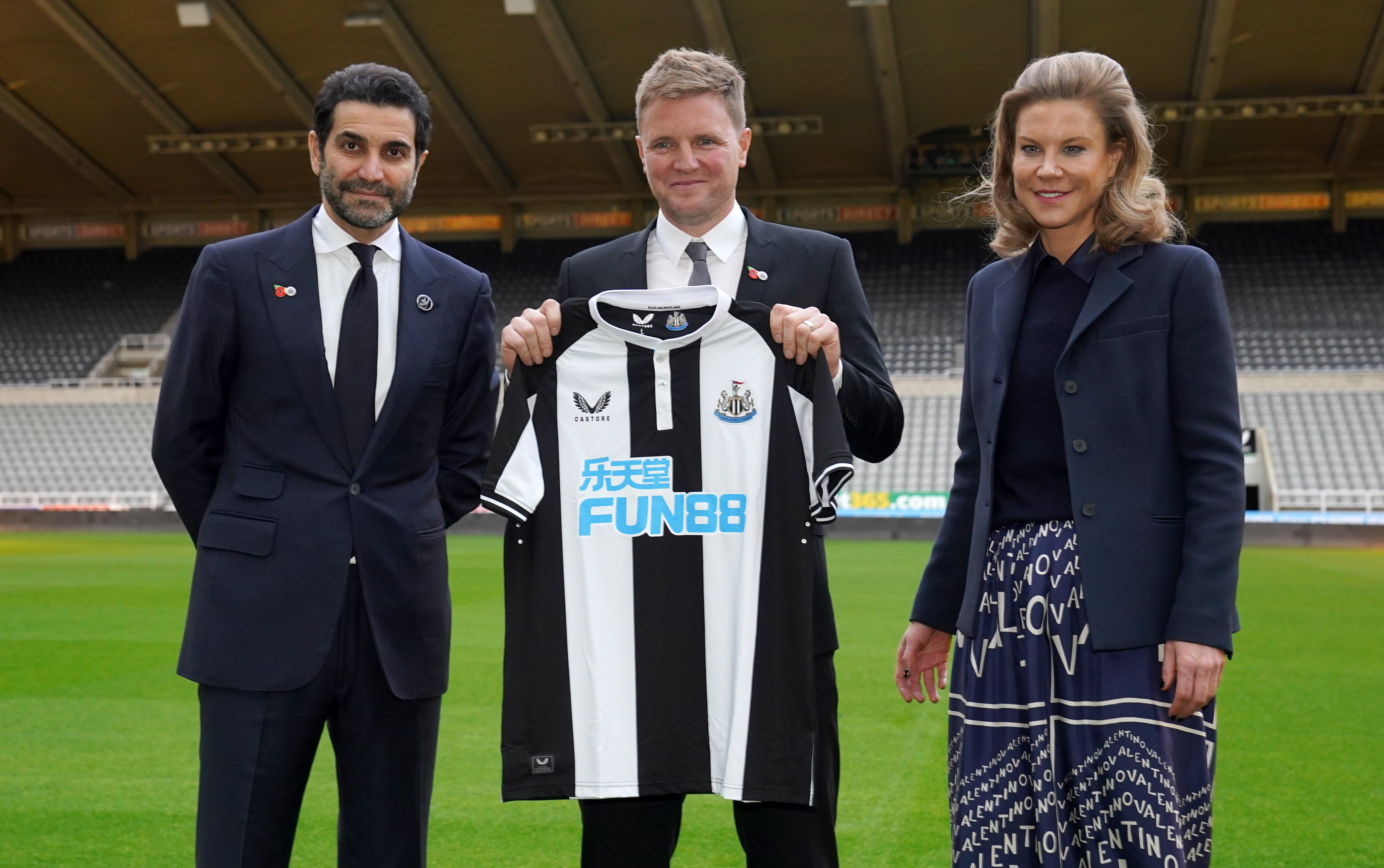 Amanda Staveley (right) will hand Eddie Howe (centre) a big transfer budget in January (Owen Humphreys/PA)