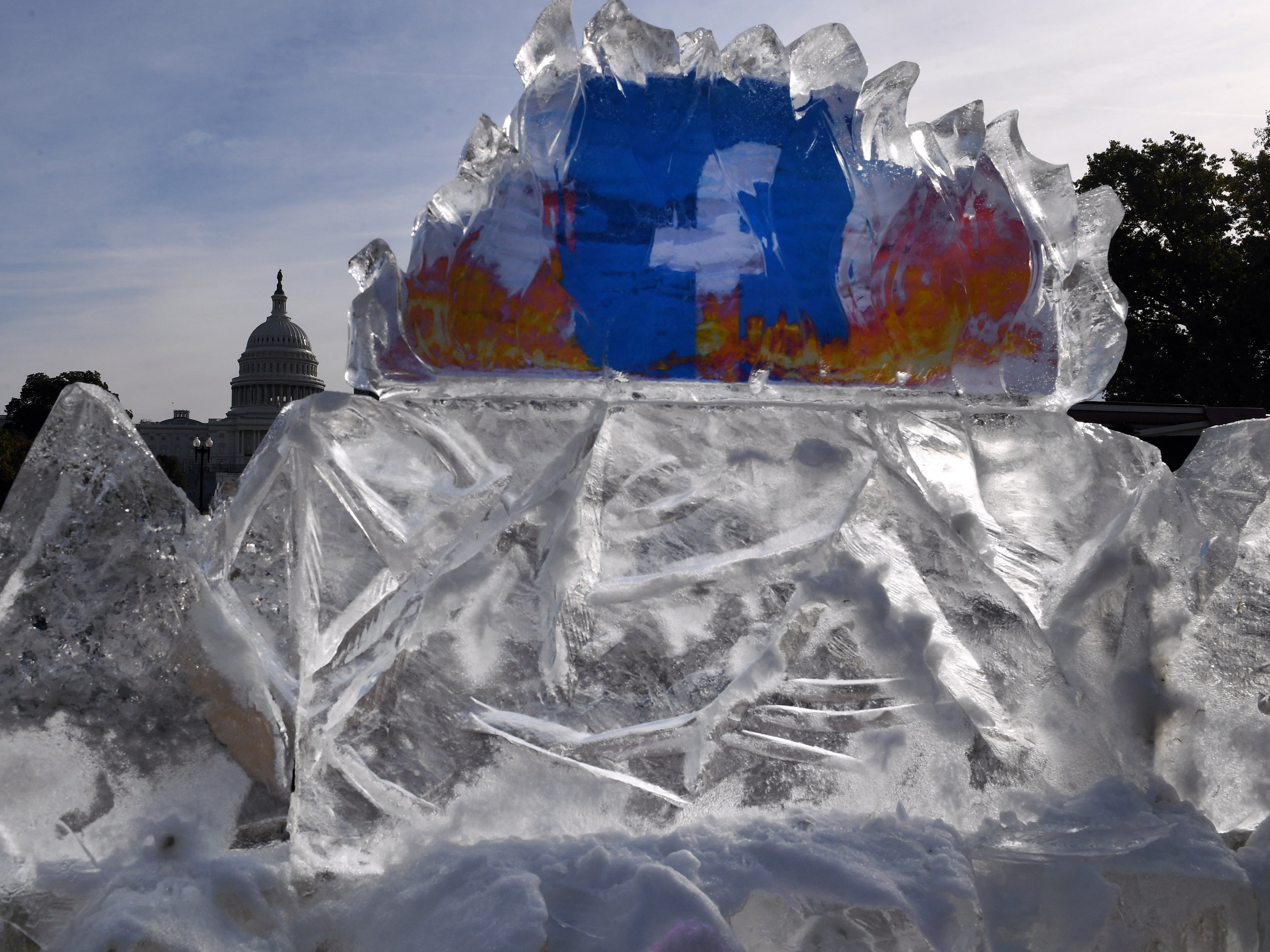 Protests left a huge block of ice in Washington DC to protest against misinformation on Facebook