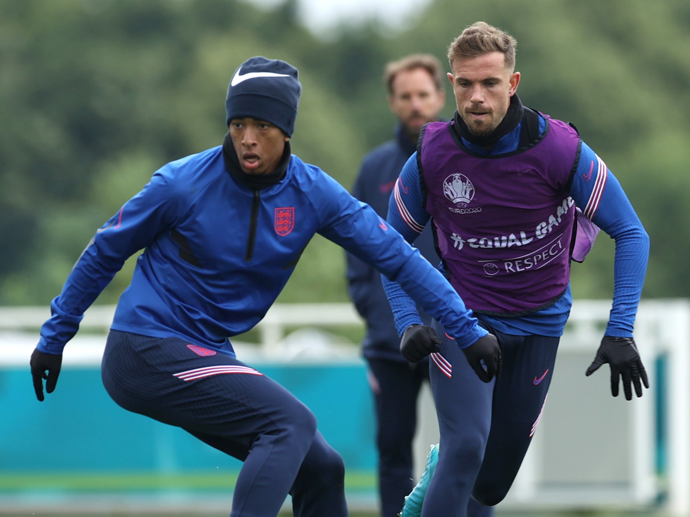 Jude Bellingham and Jordan Henderson in training with England at Euro 2020