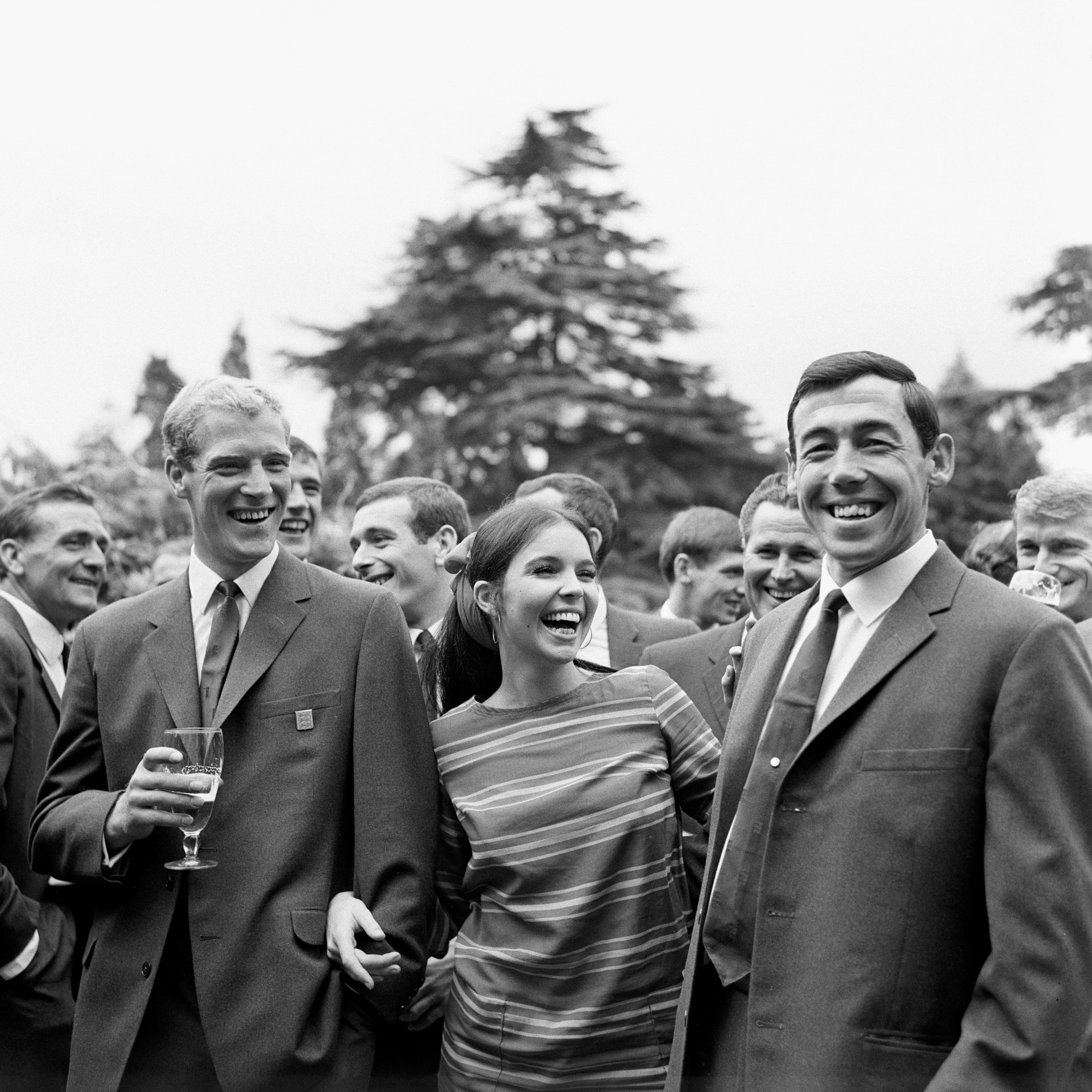 England’s Ron Flowers (left) and Gordon Banks (right) with actress Vivien Ventura (PA)