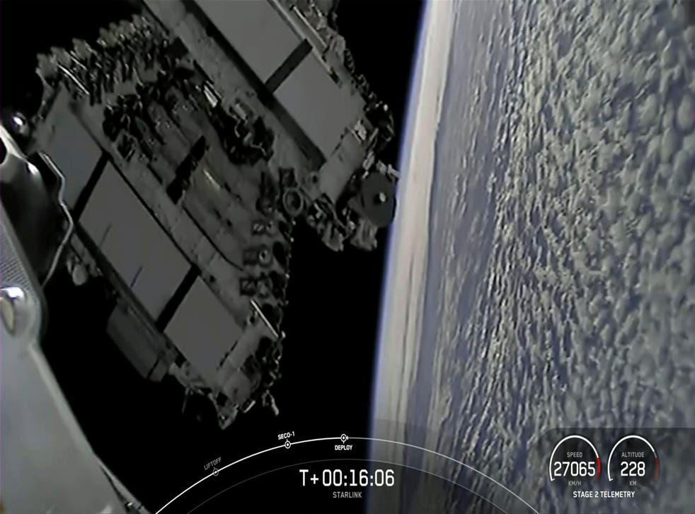 SPACEX-SATELITES
