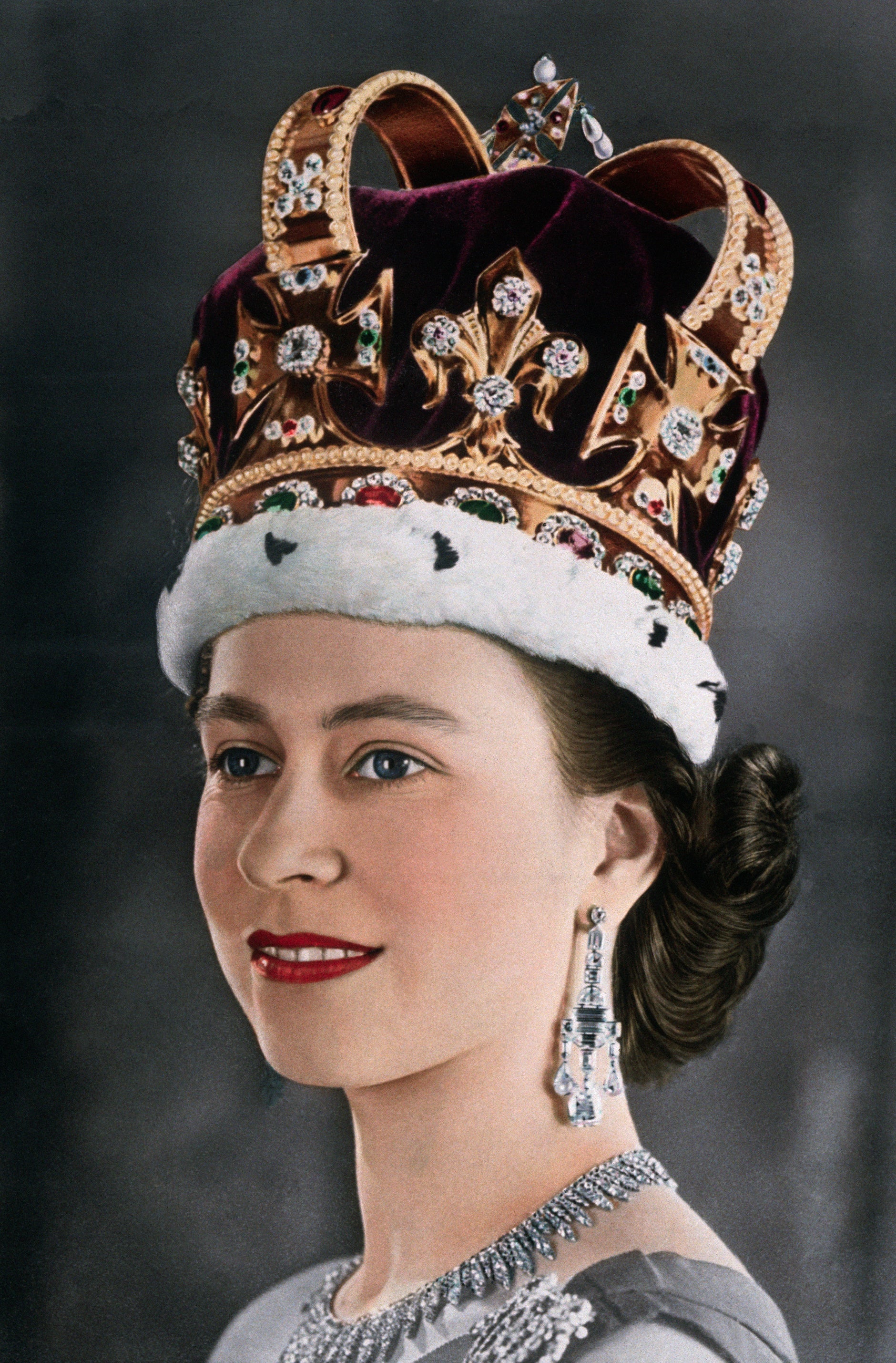 Queen Elizabeth Portraits Through The Years The Independent Queen Elizabeth Portraits Through The Years The Independent