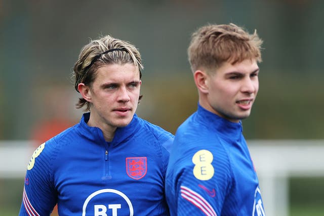 <p>England youngsters Conor Gallagher and Emile Smith Rowe</p>