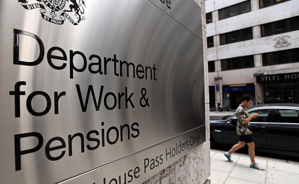 Government accused of ‘losing grip’ on benefits system as overpayments hit record £8.3bn