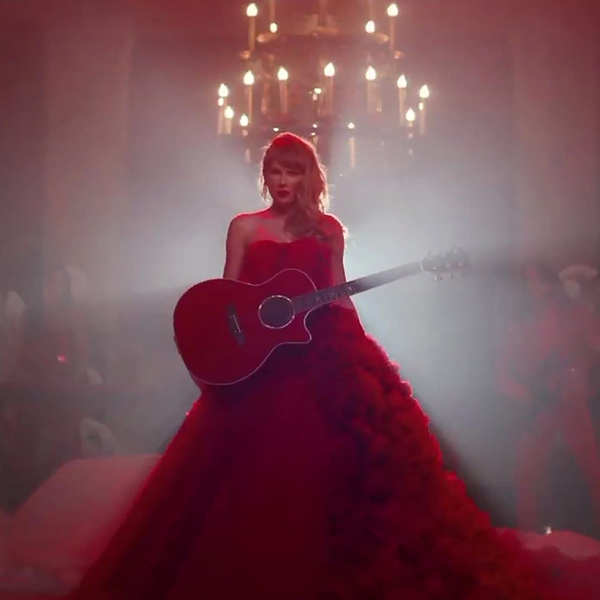 I Bet You Think About Me: All the best fashion moments in Taylor Swift's new video | The Independent I Bet You Think About Me: All the best fashion moments in Taylor Swift's new video | The Independent