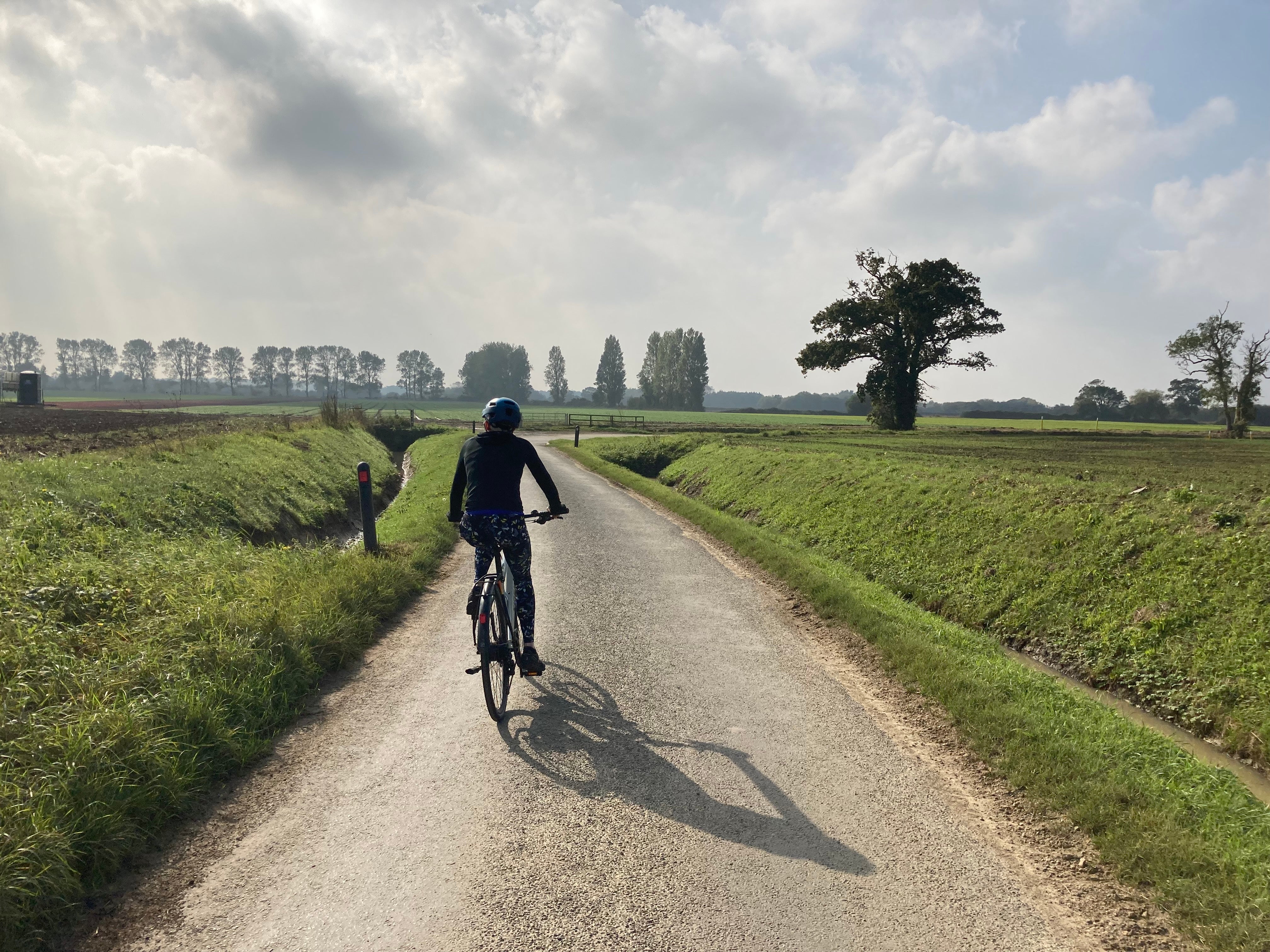 A cyclist on Southern Ebike Rentals’ self-guided tour