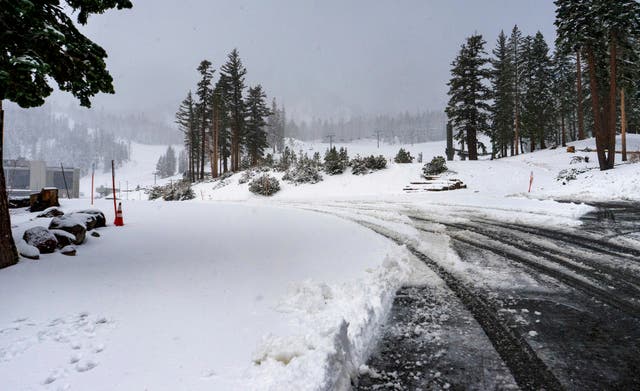 Nevadas frescas en Mammoth Mountain, California, el 9 de noviembre de 2021