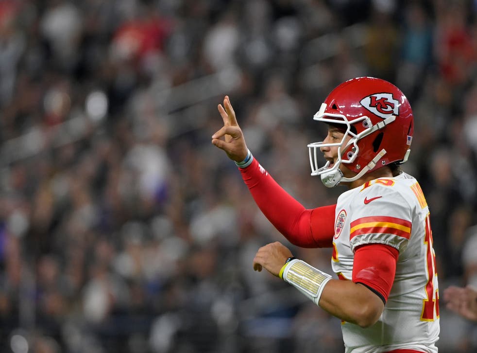CHIEFS-MAHOMES