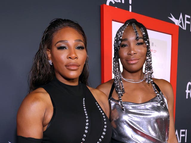 <p>Serena Williams and Venus Williams attend the 2021 AFI Fest Closing Night Premiere of King Richard</p>