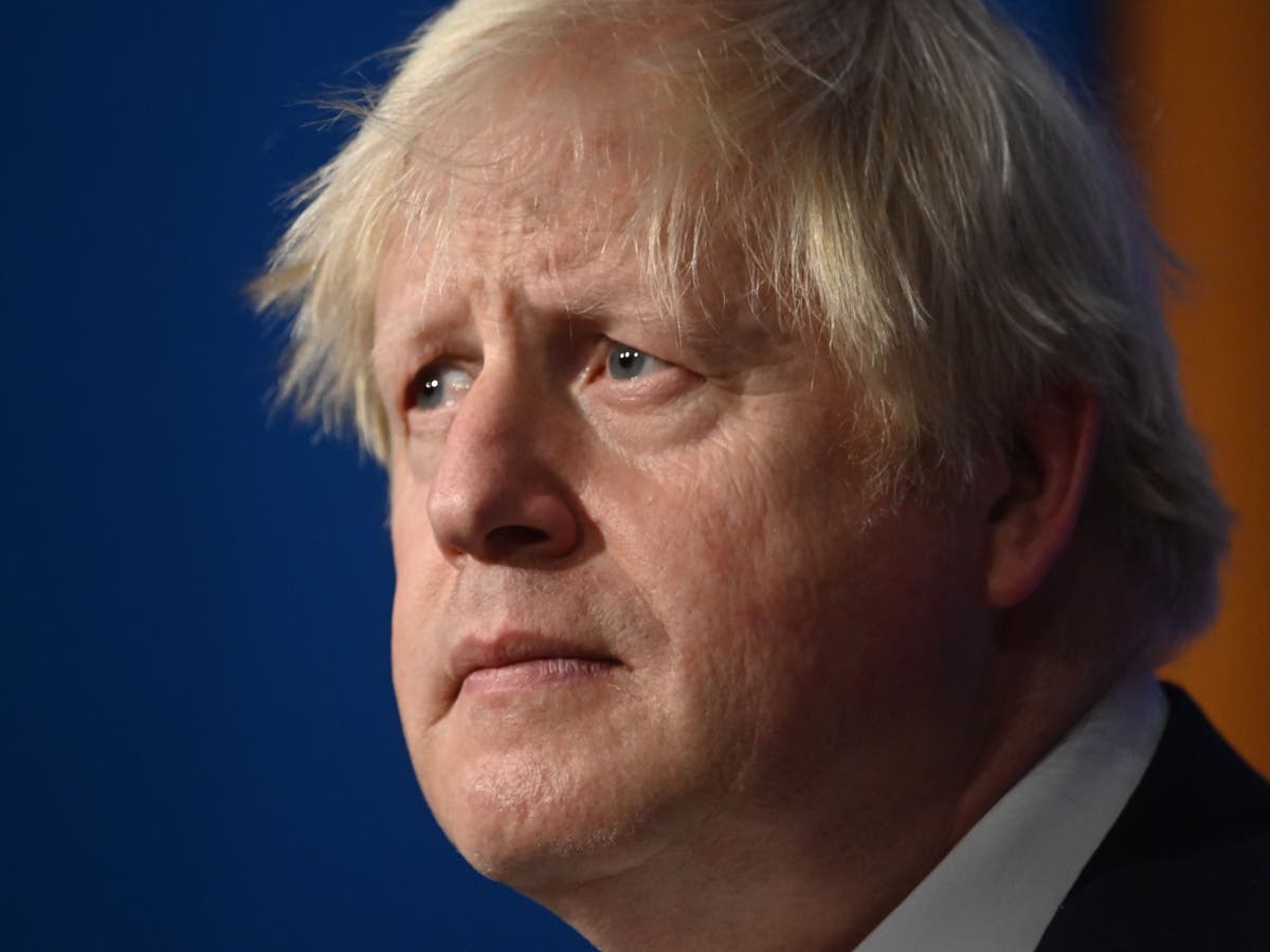 Sleaze reforms could place cap on MPs&rsquo; second job earnings, says government