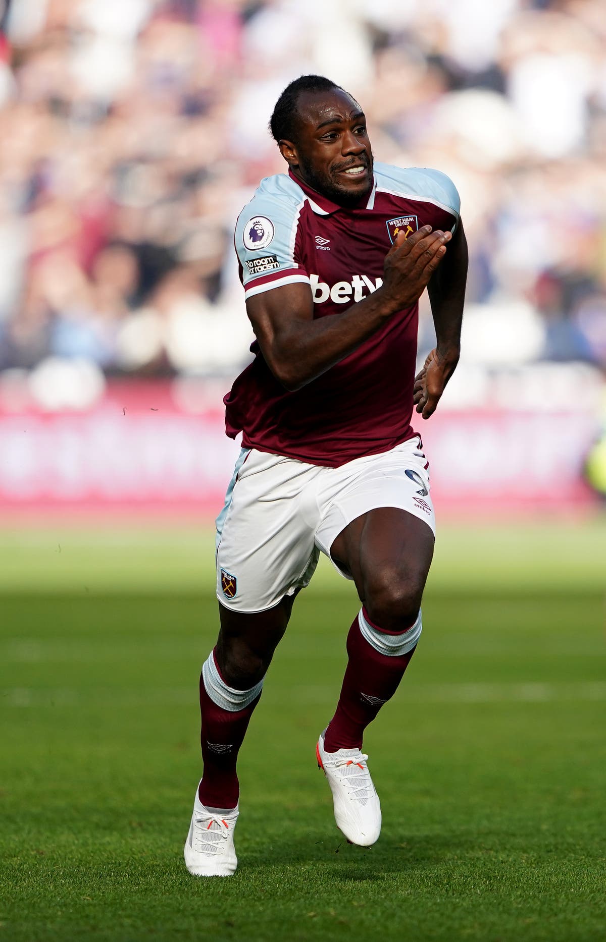 Antonio not letting Walker off the hook – Thursday’s sporting social Antonio not letting Walker off the hook – Thursday’s sporting social
