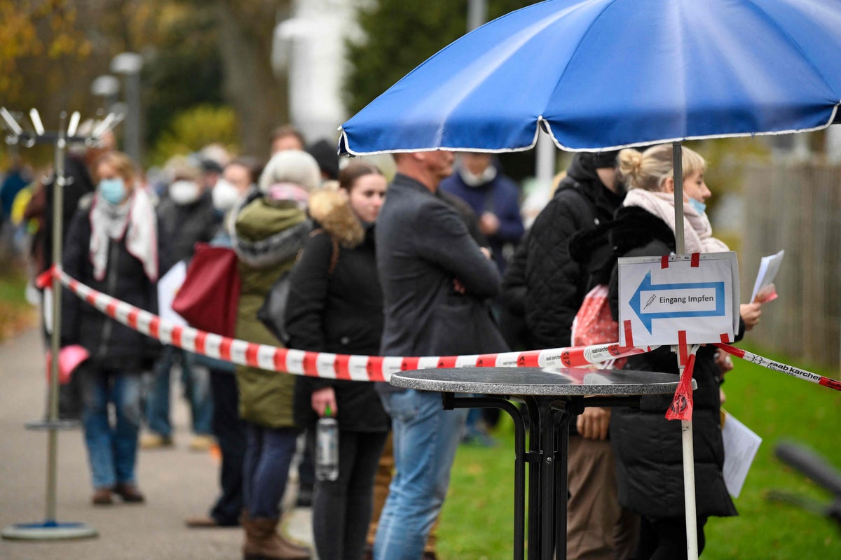Germany tightens restrictions for unvaccinated amid 'very worrying ...