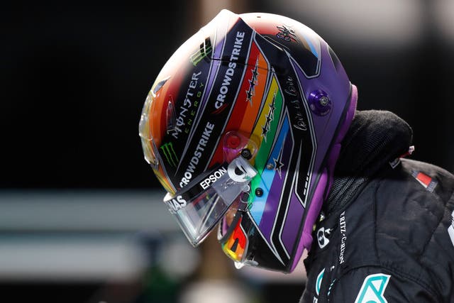 <p>Lewis Hamilton made a statement in Qatar</p>