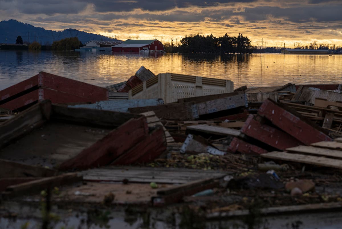 Canada finds 4th body after British Columbia mudslide