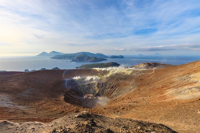 <p>Fumaroles on the Gran Cratere della Fossa, the main crater of Vulcano, on the island of the same name</p>