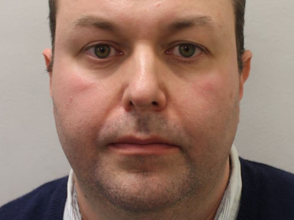Science teacher jailed for sexual relationship with pupil he helped get good grades