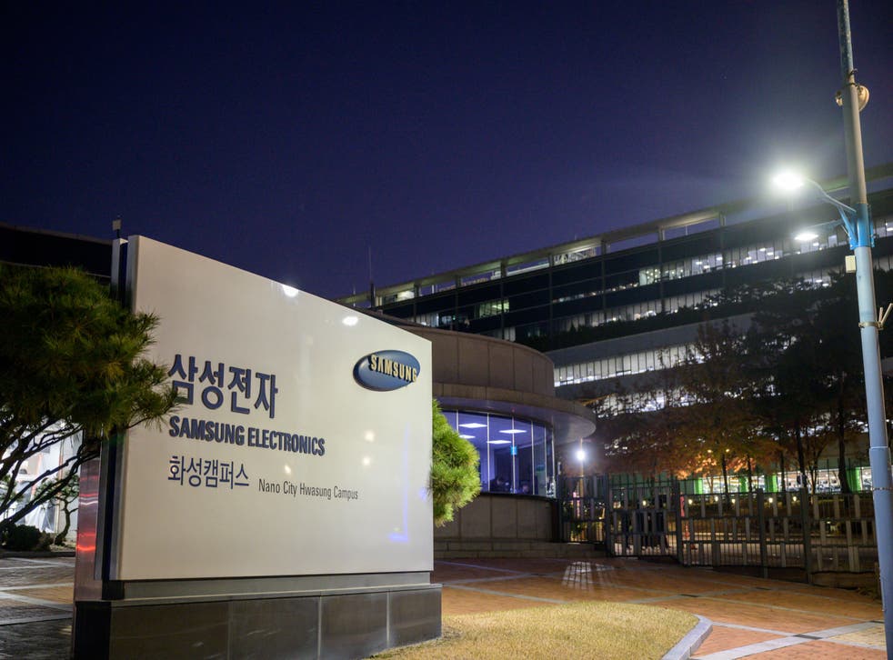 <p>General view of the Samsung Electronics ‘Nano city Hwasung Campus’ semiconductor factory at Hwaseong, south of Seoul</p>