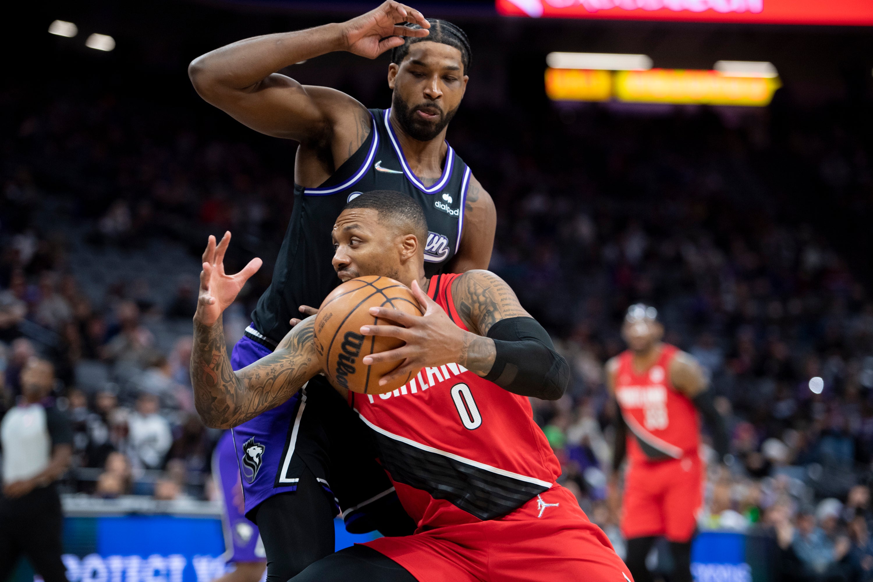 Los Kings Frenan A Los Trail Blazers, Ganan 125-121 | Independent Español