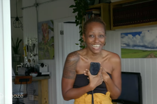 Mom and teen daughter duo win tickets worth almost $1m to be among Virgin Galactic’s first space tourists