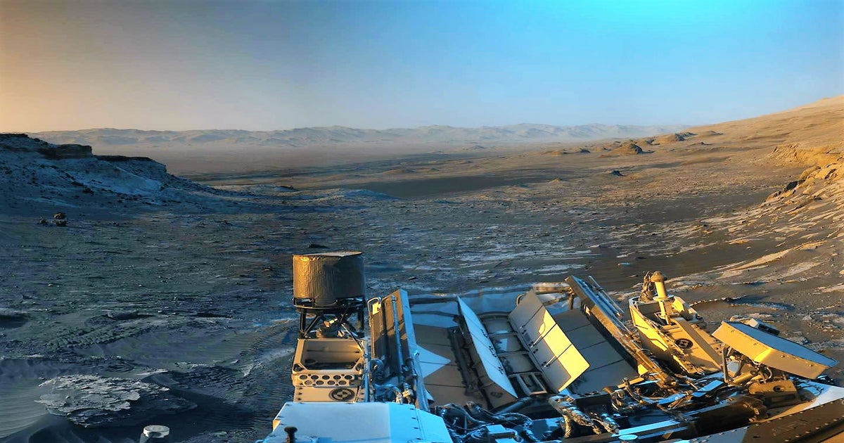 Mars rover Curiosity captures rare and stunning panorama of Red Planet |  The Independent