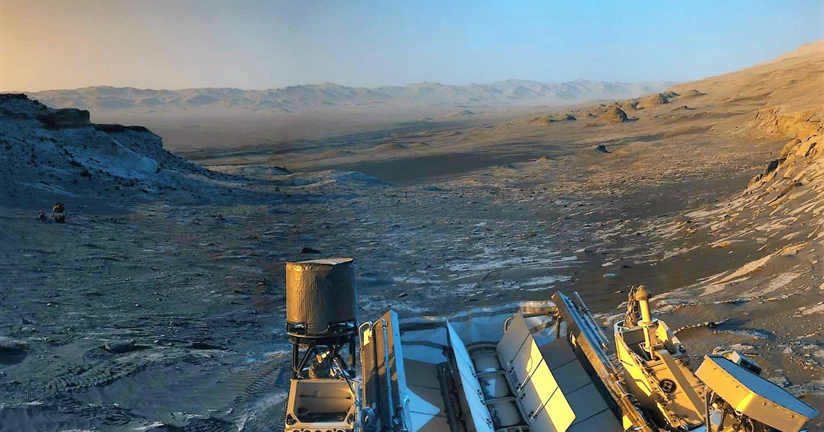 Mars rover Curiosity captures rare and stunning panorama of Red Planet | The Independent