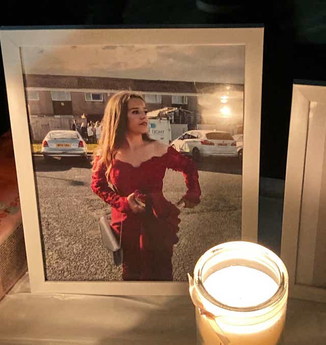 <p>Hundreds gathered for a candelit vigil in memory of Bobbi-Anne McLeod near where she disappeared in Leigham, Plymouth</p>