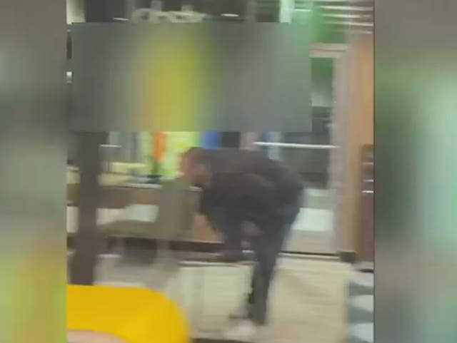 El video del teléfono celular captó el encuentro entre el personal de McDonald's y un cliente en el condado de Henry, Georgia