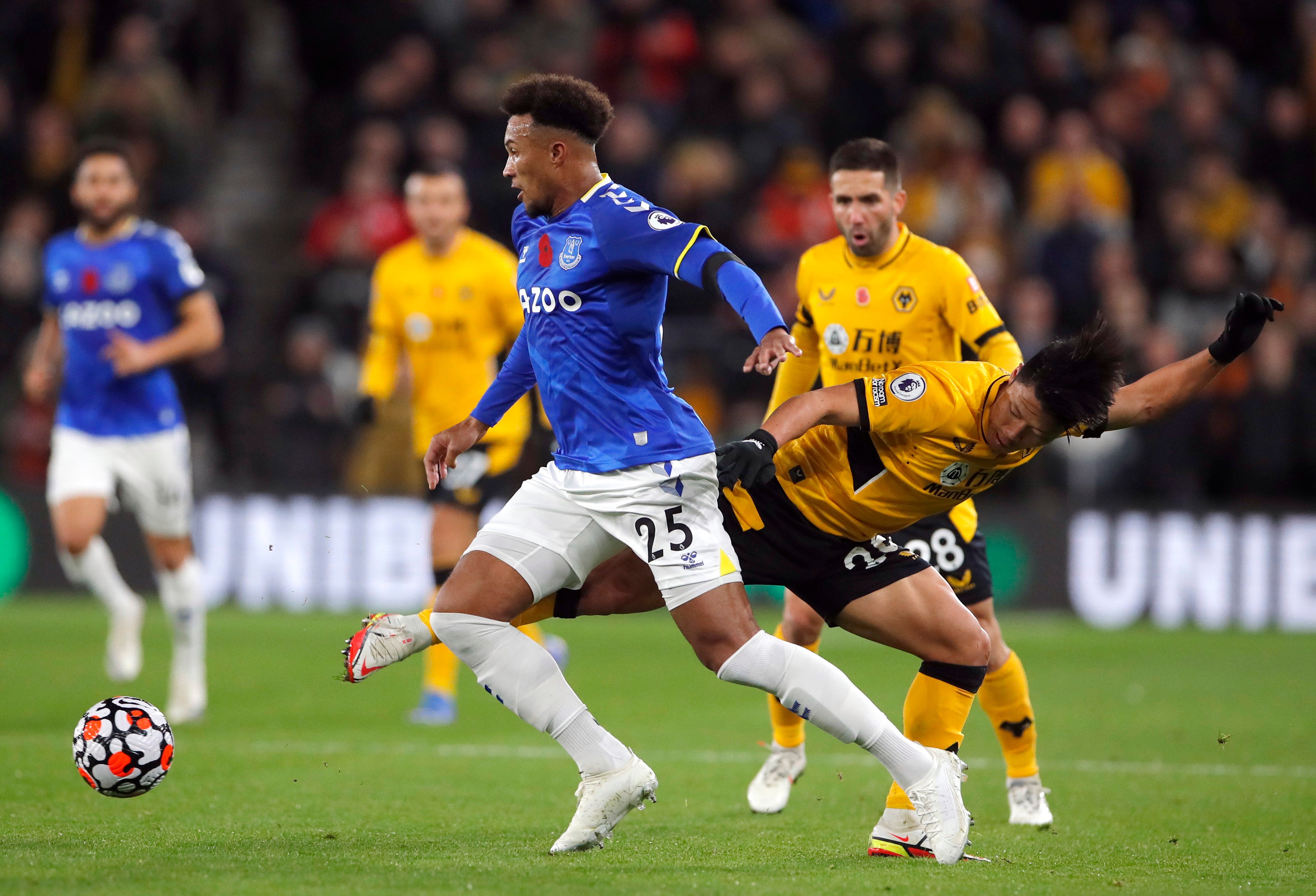 Everton's Jean-Philippe Gbamin in action