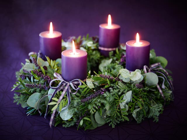 <p>An Advent wreath is a traditional part of Advent Sunday</p>