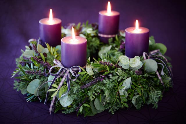 <p>An Advent wreath is a traditional part of Advent Sunday</p>