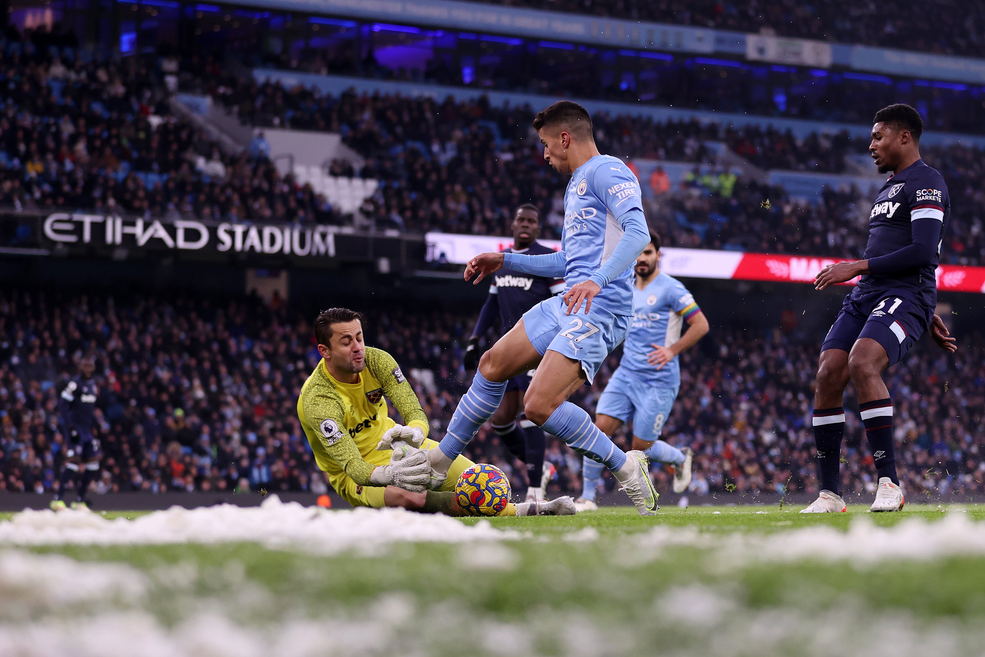 Lukasz Fabianski ensured the deficit remained at 1-0 for much of the match