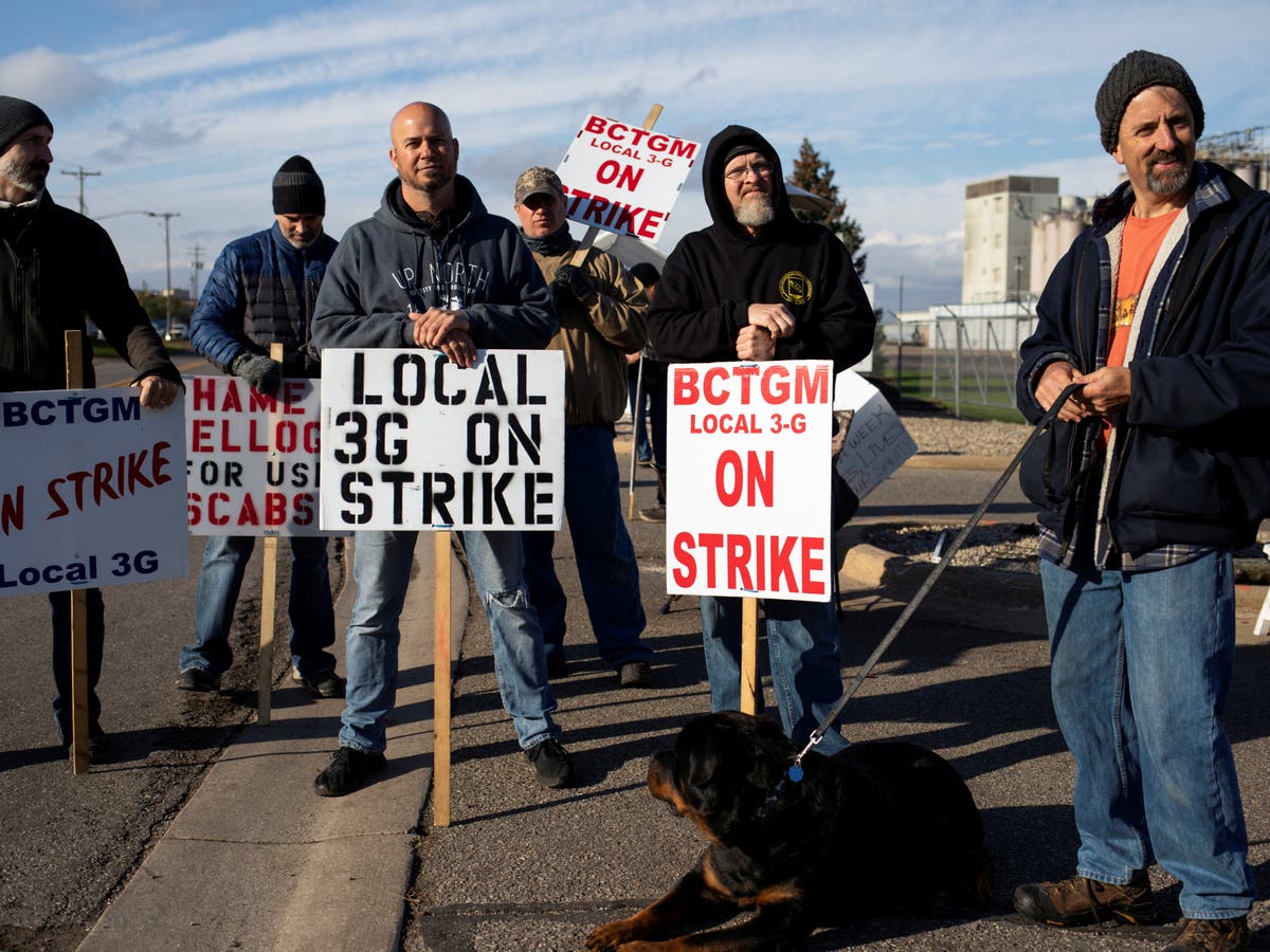 Kellogg’s to resume talks with striking workers a week after threatening to hire permanent replacements