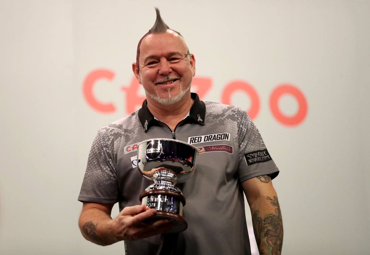 peter wright wins players championship finals after last leg thriller the independent peter wright wins players championship finals after last leg thriller the independent
