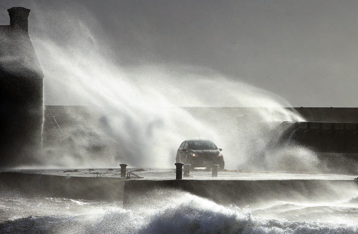 Thousands of homes still without power after Storm Arwen