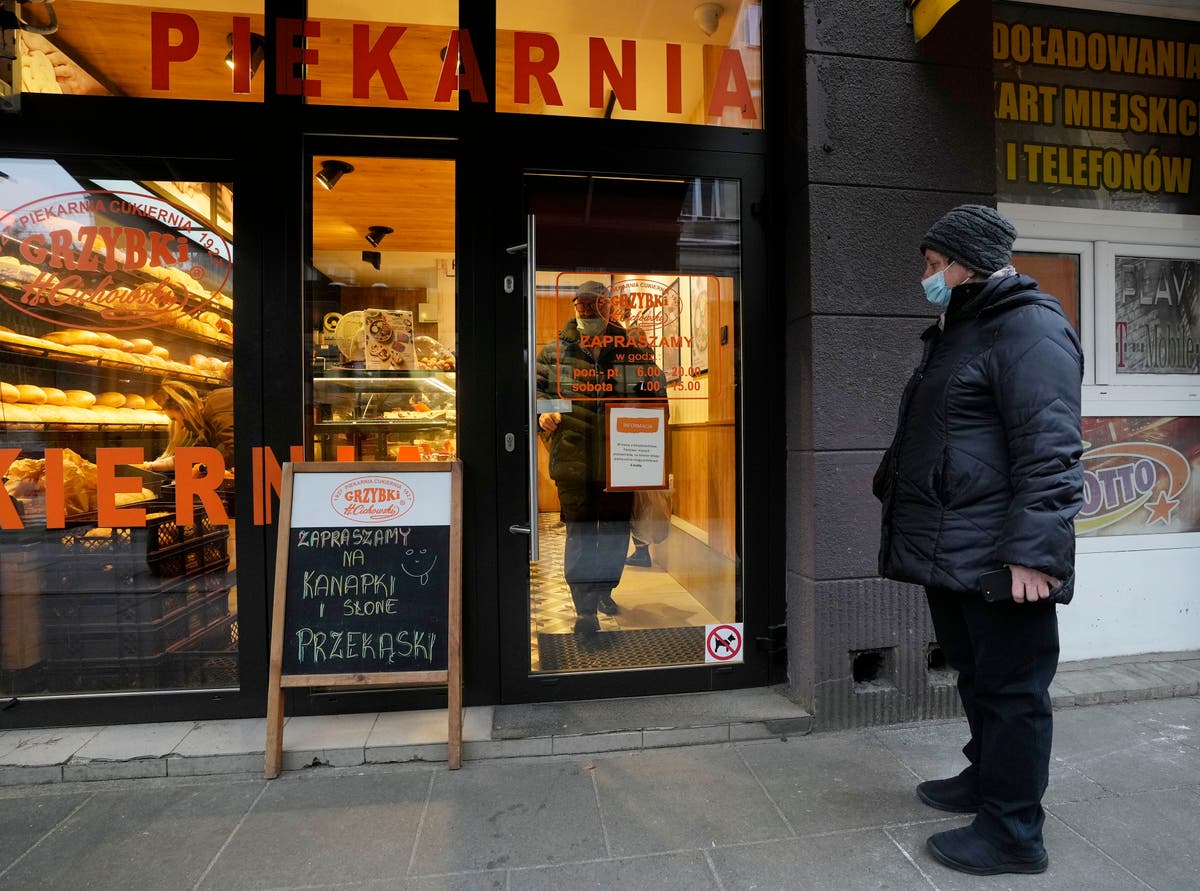 Consumer prices jump 7.7% in Poland, faster than expected